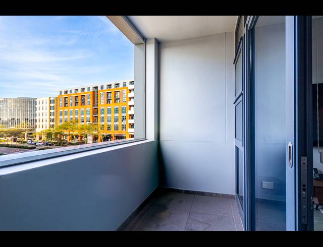 2 BEDROOM APARTMENT FOR SALE IN CENTURY CITY